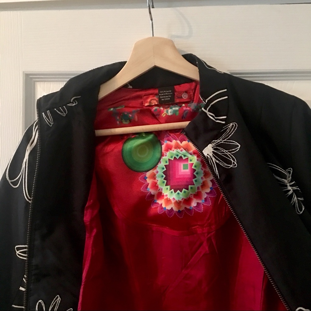 Desigual Coat with Flower Print - Picture 4 of 6